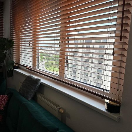 Cozy Apartment With Nice Balcony Seating, 9Th Floor, Parking Bratislava Exterior photo