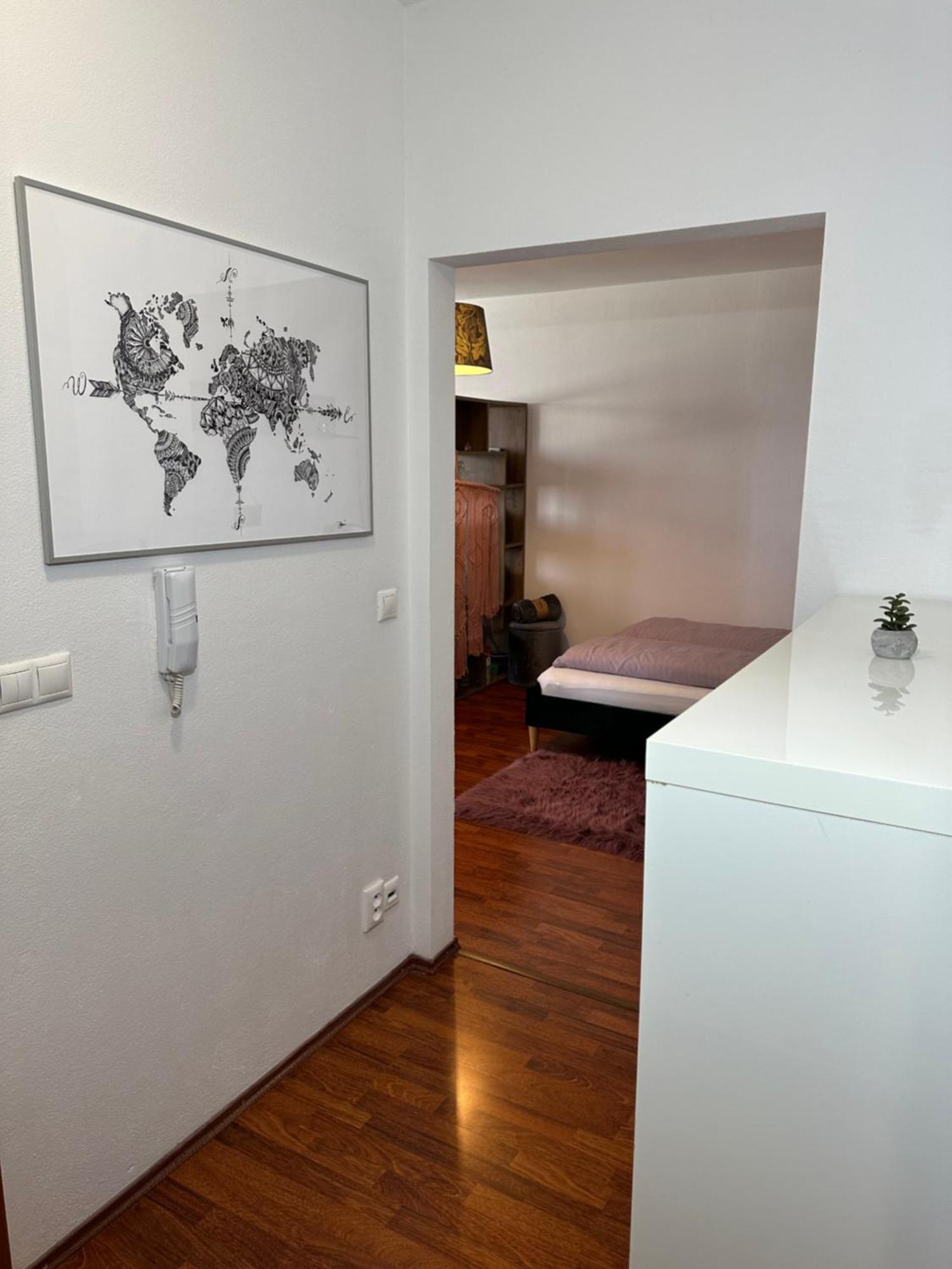 Cozy Apartment With Nice Balcony Seating, 9Th Floor, Parking Bratislava Exterior photo