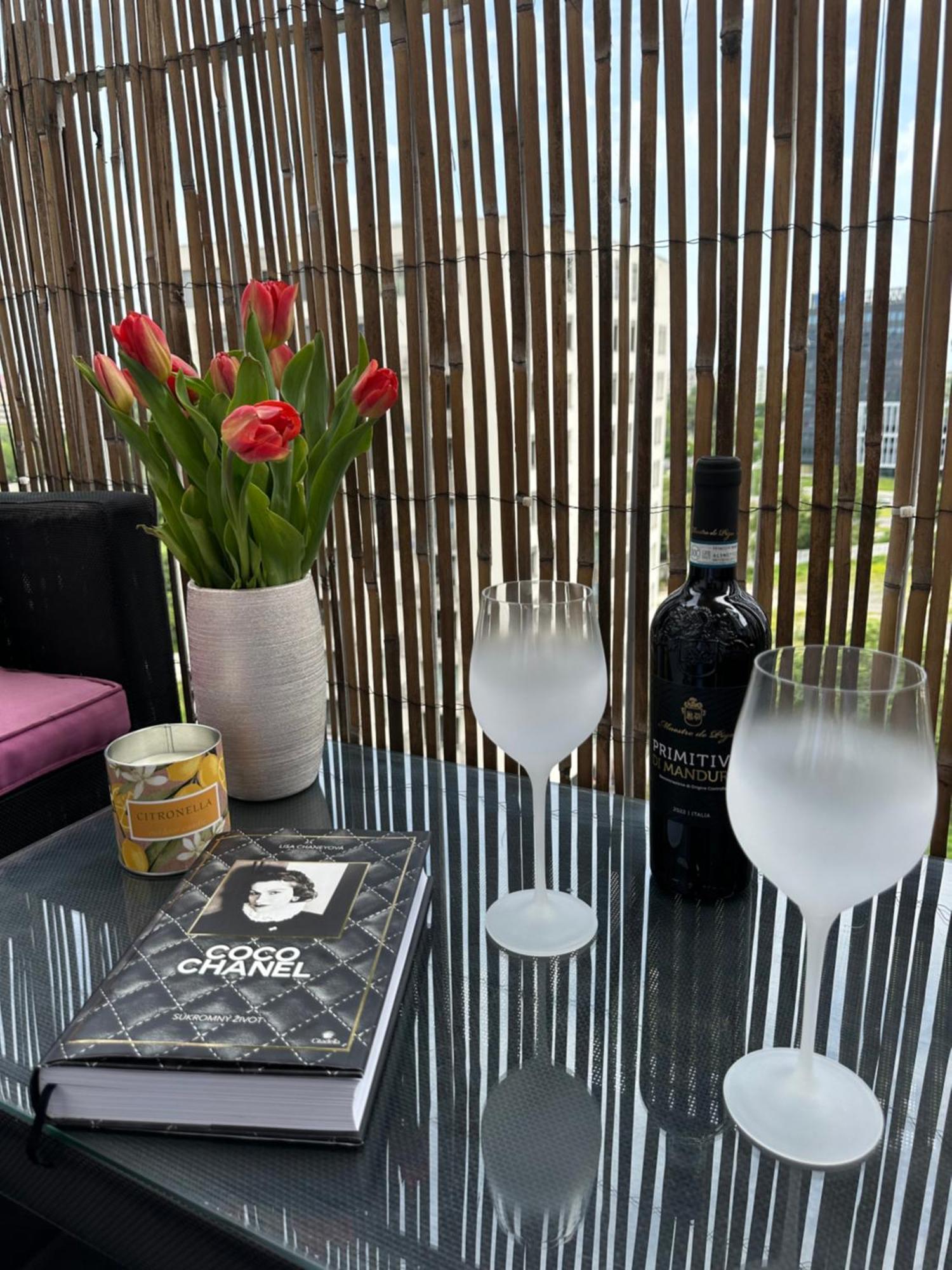 Cozy Apartment With Nice Balcony Seating, 9Th Floor, Parking Bratislava Exterior photo
